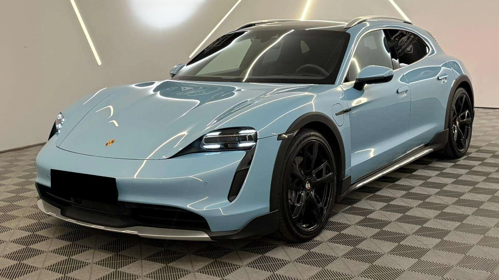 Porsche Taycan 4 Cross Turismo
