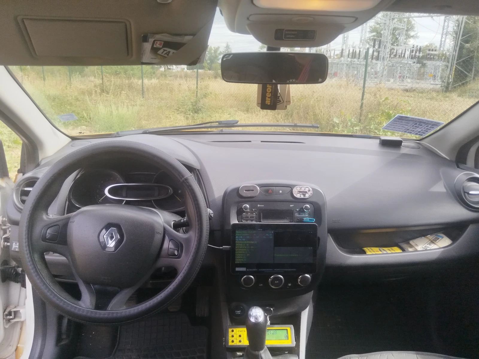 Renault Clio, снимка 12 - Автомобили и джипове - 56088953