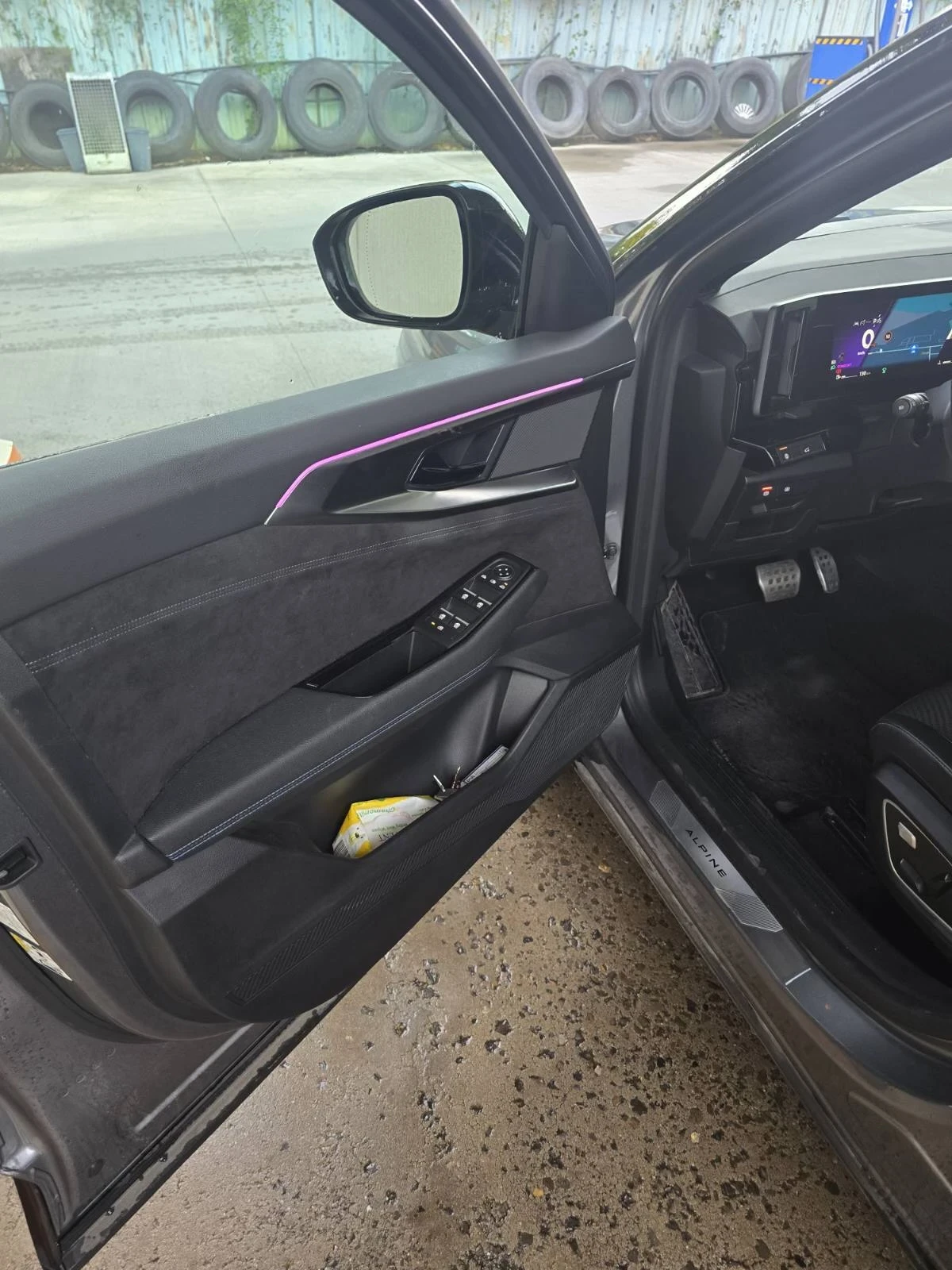 Renault Austral 1.3 Alpine, снимка 13 - Автомобили и джипове - 56359090