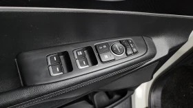 Kia Sorento 2.0 CRDI / АВТОМАТИК / СЕРВИЗНА ИСТОРИЯ !!!, снимка 17