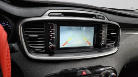 Kia Sorento 2.0 CRDI / АВТОМАТИК / СЕРВИЗНА ИСТОРИЯ !!!, снимка 14