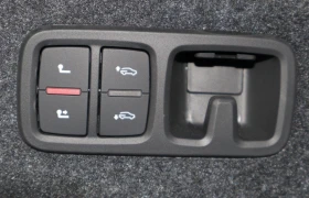Audi Q8 50 TDI / S-LINE / BLACK LINE / B&O / 360 / MATRIX/, снимка 17