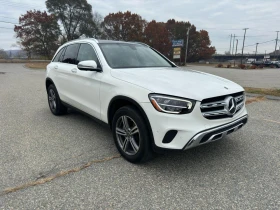  Mercedes-Benz GLC 30...