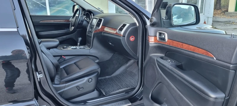 Jeep Grand cherokee 3.0D FULL ITALY TOP, снимка 10 - Автомобили и джипове - 47839506