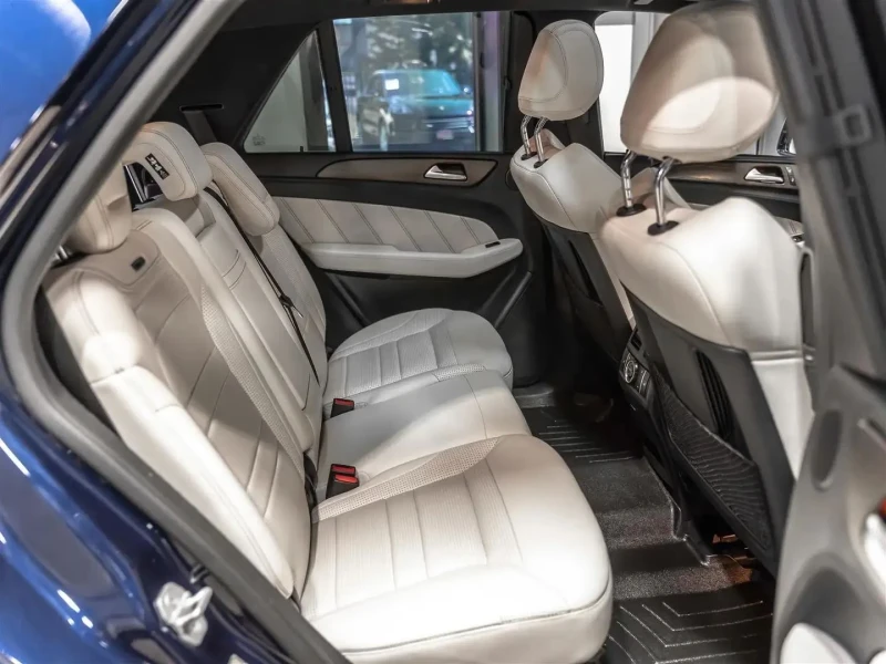 Mercedes-Benz GLE 63 S AMG CARFAX, снимка 9 - Автомобили и джипове - 52003302