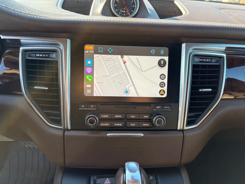 Porsche Macan 2.0 TFSI/Bose/Pano/Keyless/Carplay, снимка 11 - Автомобили и джипове - 52930283