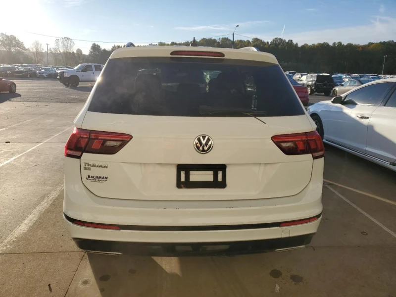 VW Tiguan 2l Volkswagen Se, снимка 6 - Автомобили и джипове - 53348174