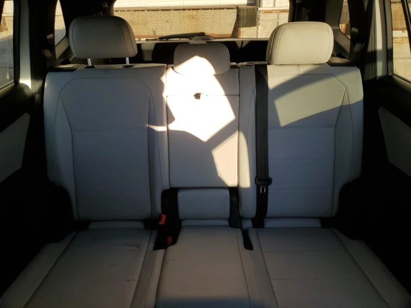 VW Tiguan 2l Volkswagen Se, снимка 10 - Автомобили и джипове - 53348174