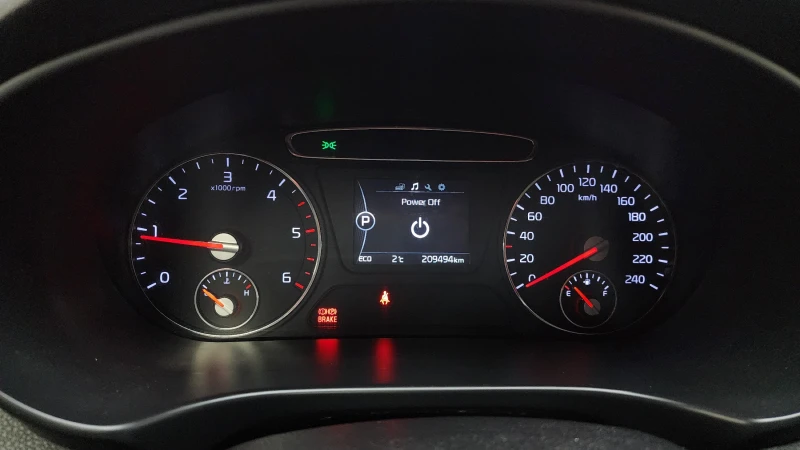 Kia Sorento 2.0 CRDI / АВТОМАТИК / СЕРВИЗНА ИСТОРИЯ !!!, снимка 16 - Автомобили и джипове - 53355666