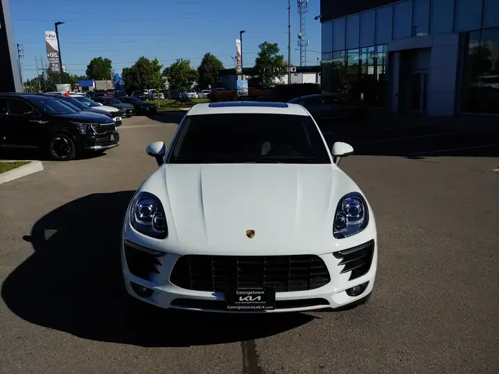 Porsche Macan S 3.0L AWD | ПАНОРАМА | NAV | 28K KM | ОБДУХВАНЕ, снимка 2 - Автомобили и джипове - 55081735