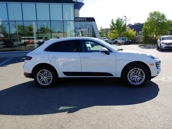 Porsche Macan S 3.0L AWD | ПАНОРАМА | NAV | 28K KM | ОБДУХВАНЕ, снимка 3 - Автомобили и джипове - 55081735
