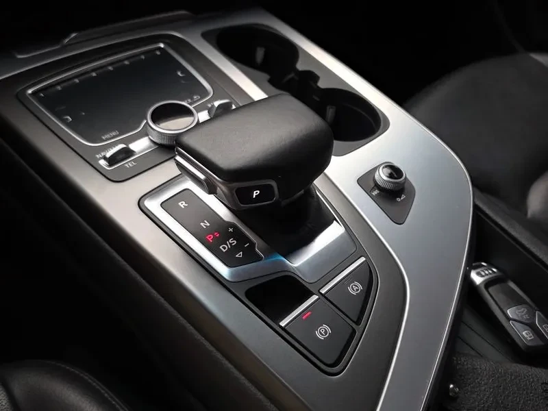 Audi Q7 45 TFSI Quattro , снимка 10 - Автомобили и джипове - 55834828