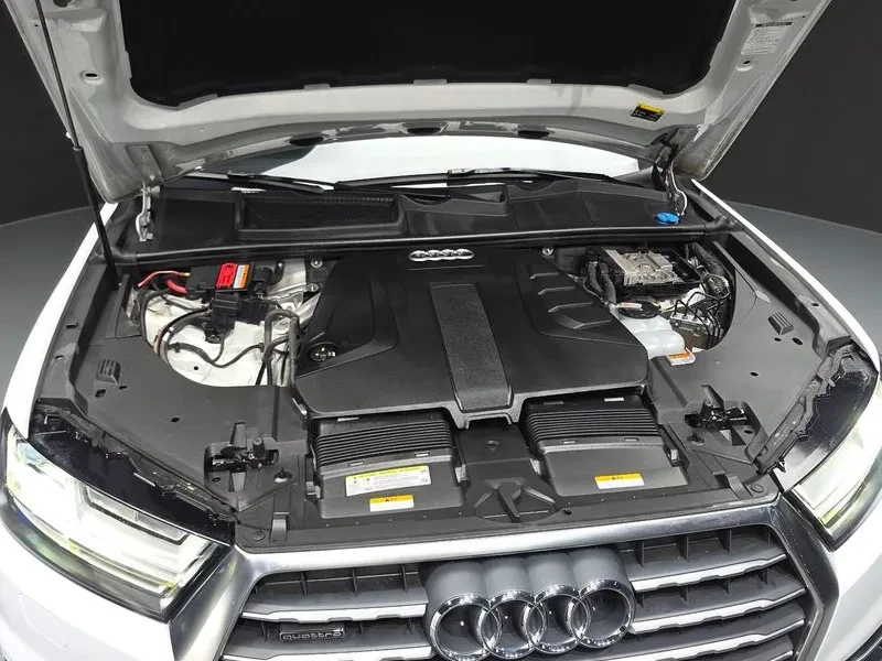 Audi Q7 45 TFSI Quattro , снимка 6 - Автомобили и джипове - 55834828