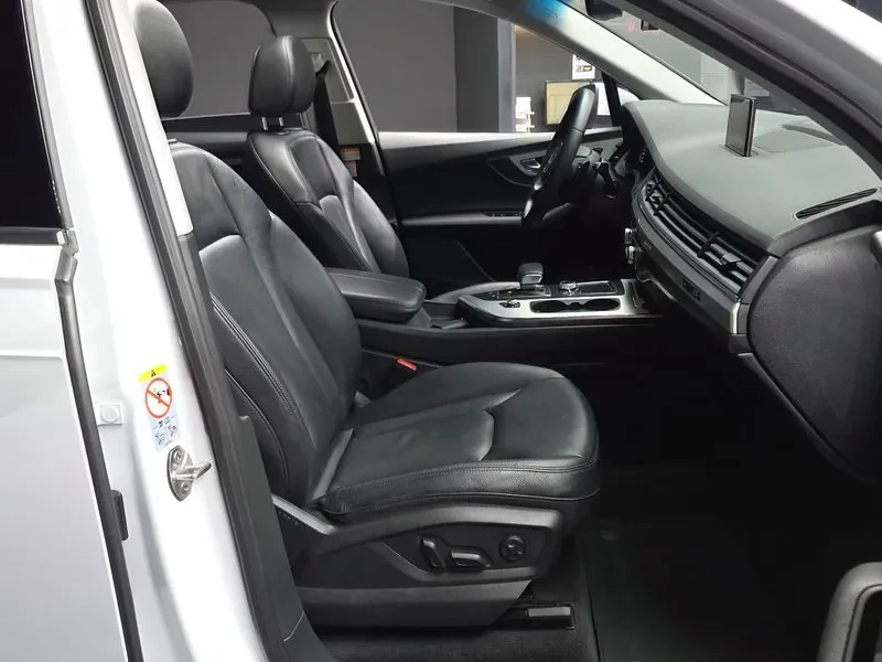 Audi Q7 45 TFSI Quattro , снимка 12 - Автомобили и джипове - 55834828