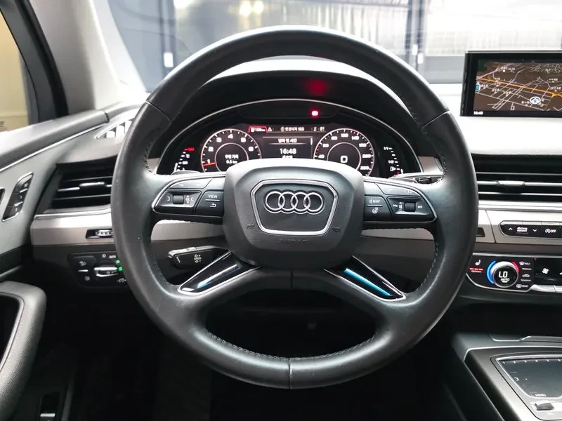 Audi Q7 45 TFSI Quattro , снимка 14 - Автомобили и джипове - 55834828