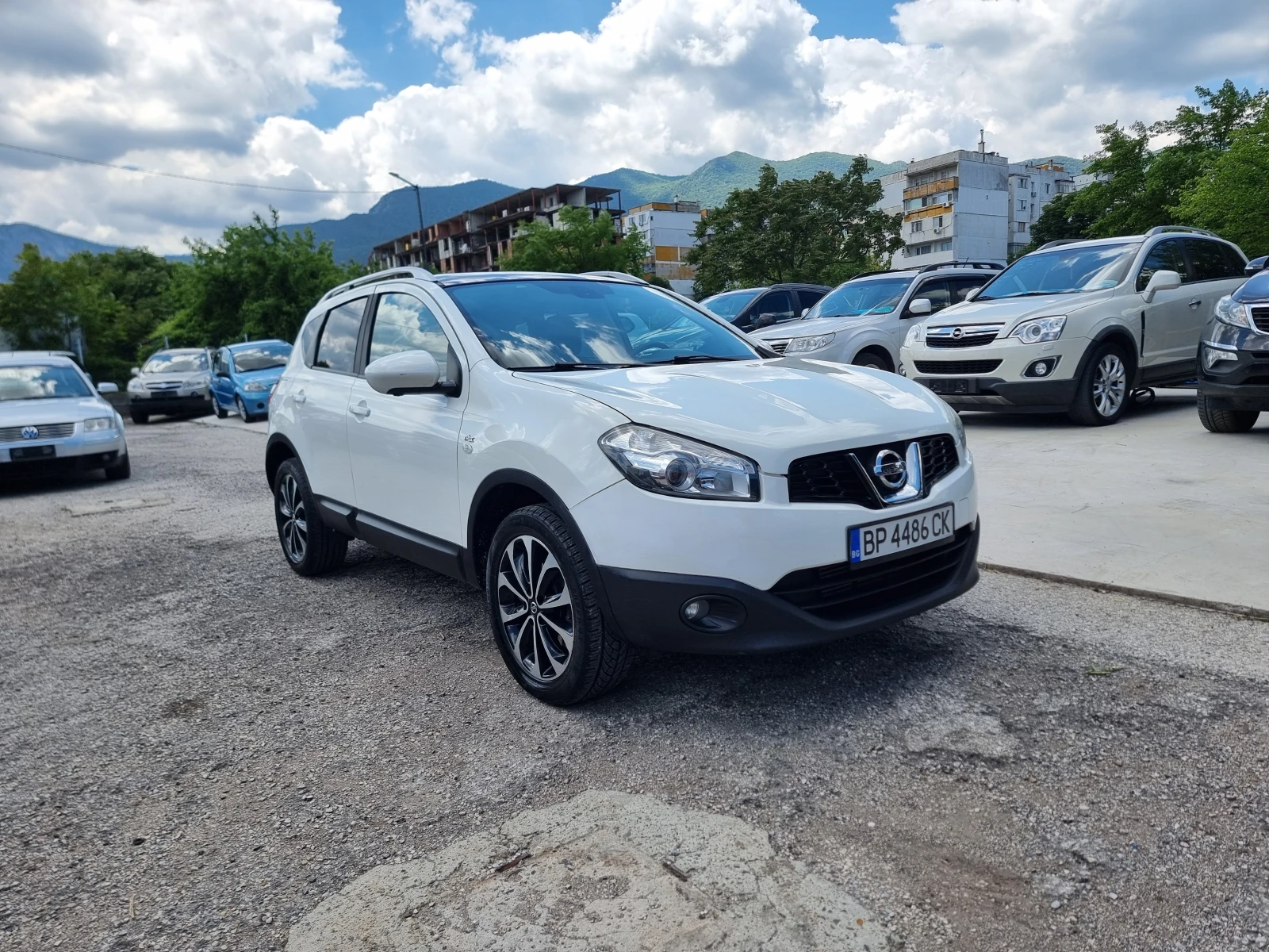 Nissan Qashqai 1.5DCI N-TEC - изображение 8