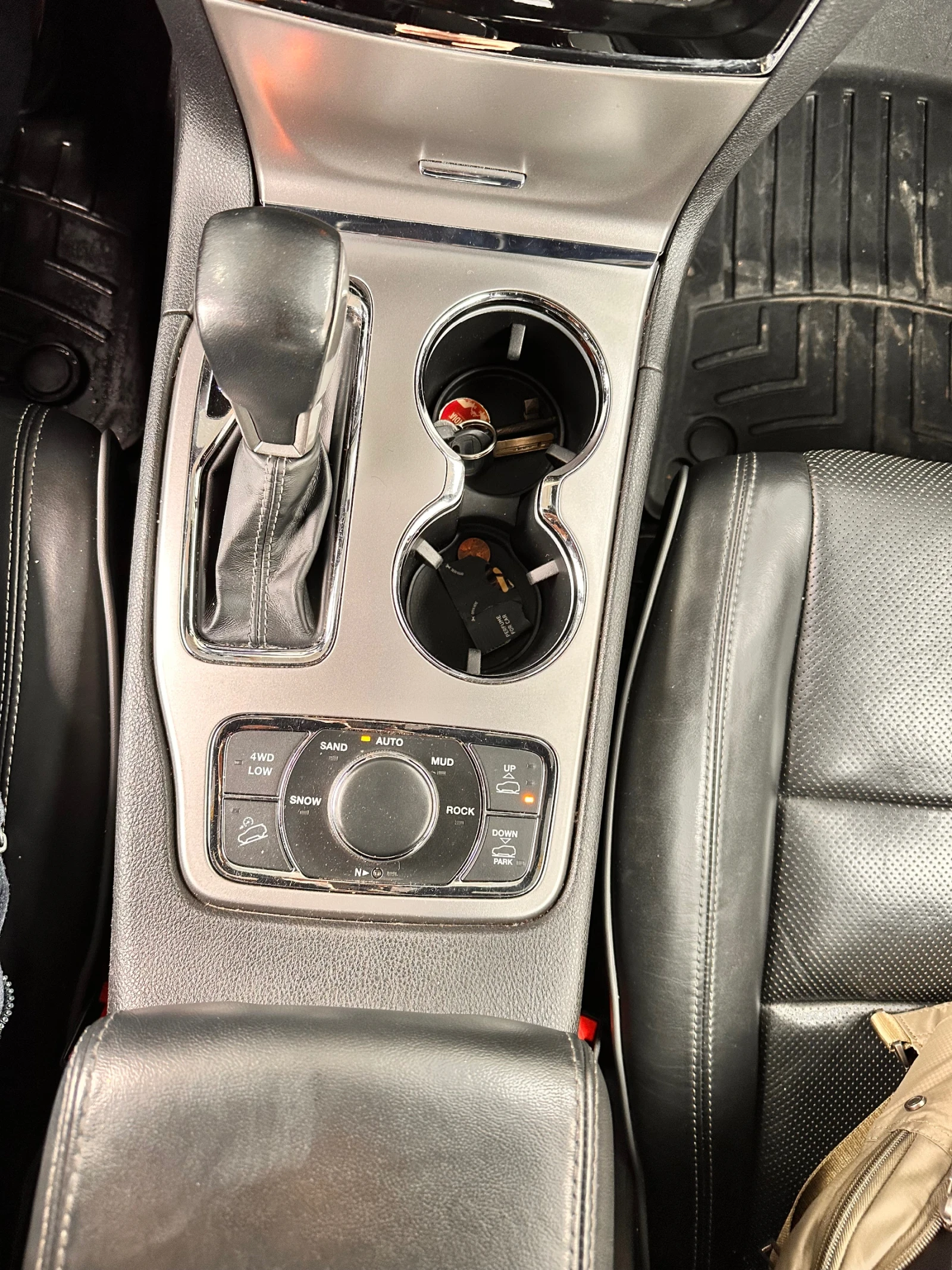 Jeep Grand cherokee 3.6 - изображение 6