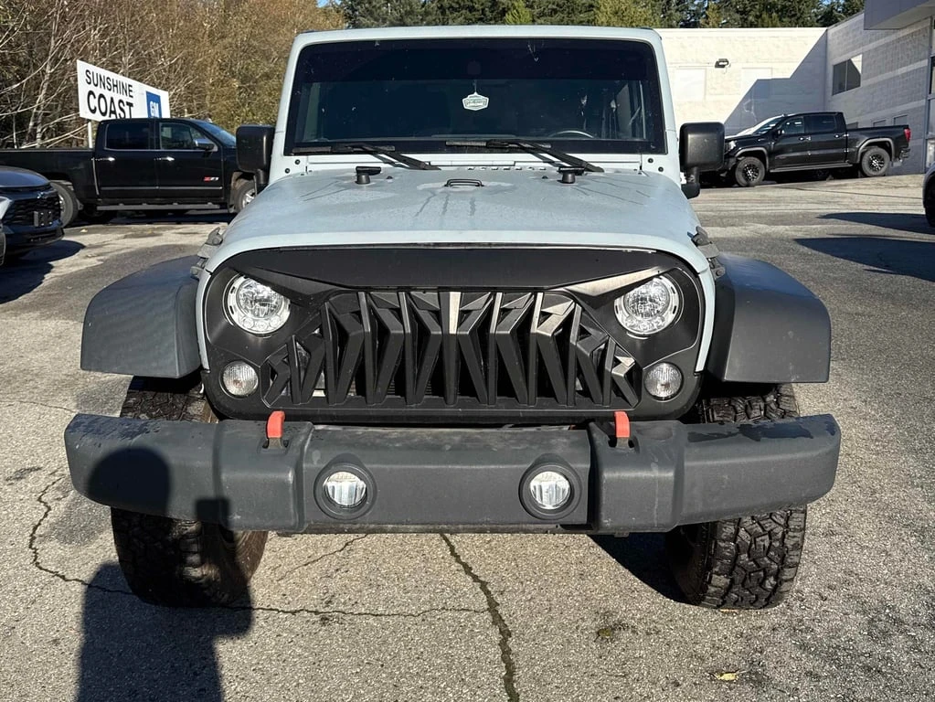 Jeep Wrangler * Sport * CARFAX * ЦЕНА ДО БГ - изображение 4