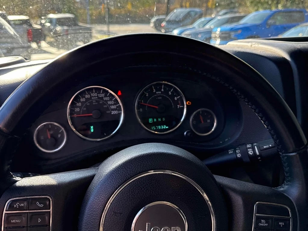 Jeep Wrangler * Sport * CARFAX * ЦЕНА ДО БГ - изображение 7