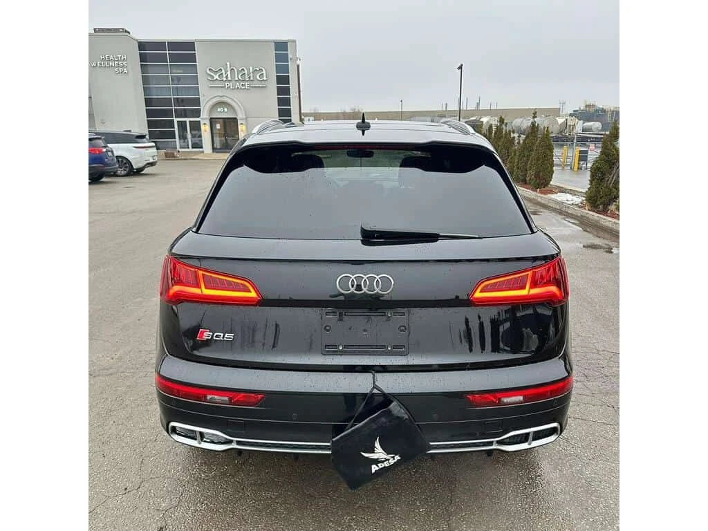 Audi SQ5 TFSI Quattro Technik tiptronic  CARFAX, снимка 4 - Автомобили и джипове - 54149837