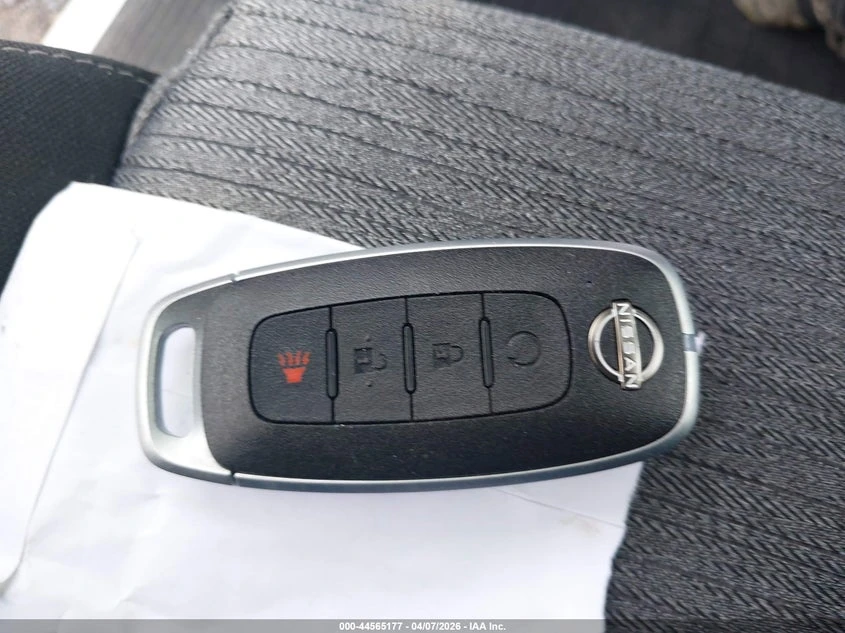 Nissan Rogue 1.5l Sv Fwd, снимка 11 - Автомобили и джипове - 54154061