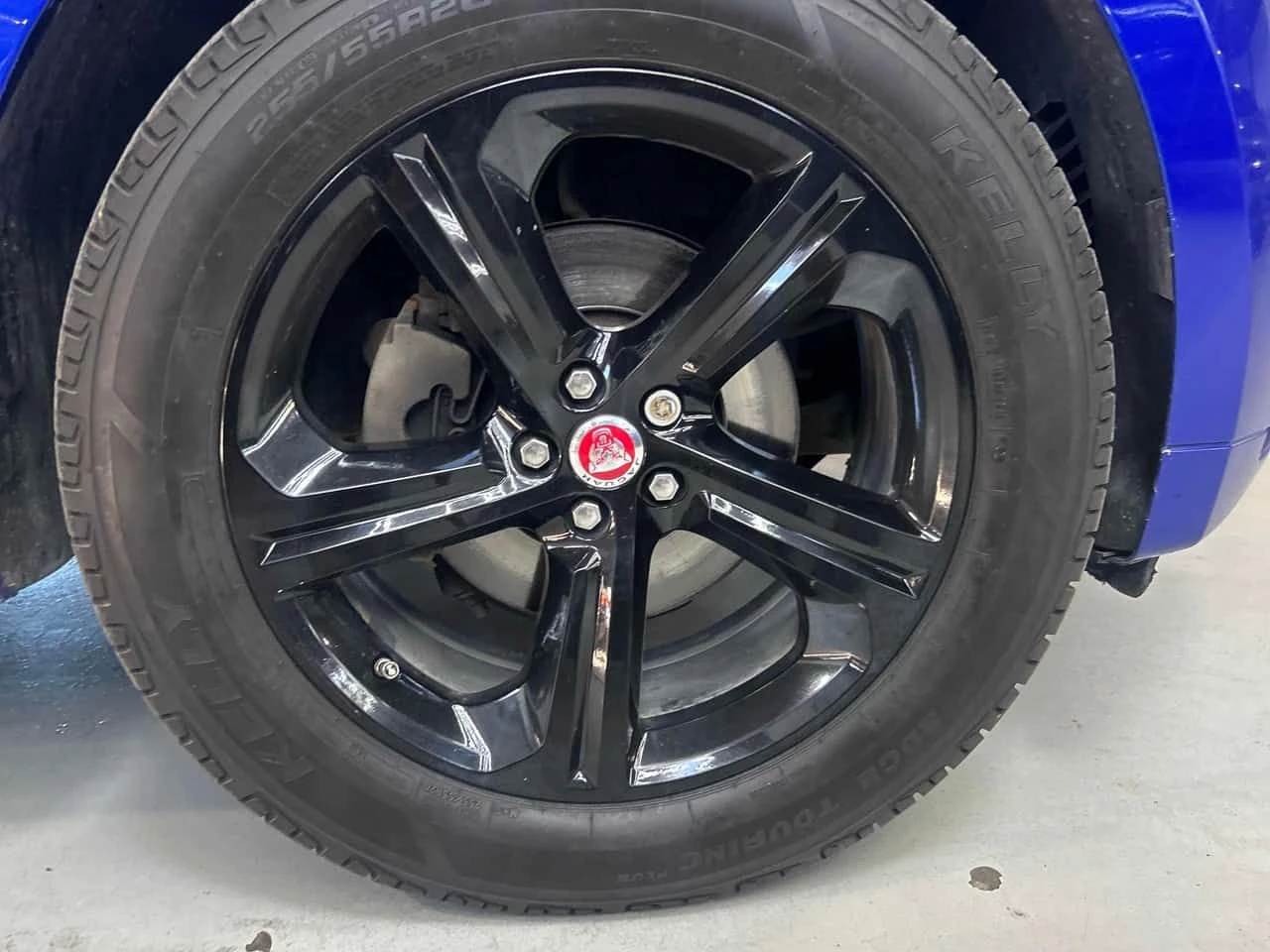 Jaguar F-PACE * R Sport * ПОДГРЕВИ * ПАНО * KEYLESS * CARFAX, снимка 7 - Автомобили и джипове - 54641320