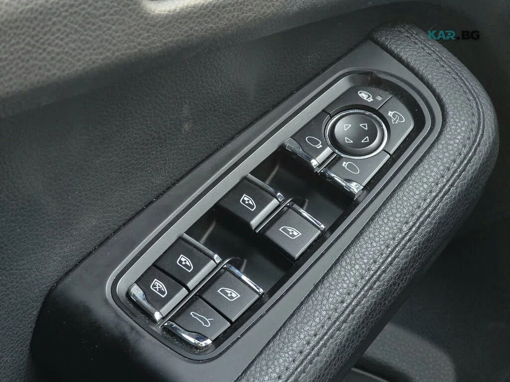 Porsche Macan AWD* АвтоКредит* (ЦЕНА ДО БГ), снимка 17 - Автомобили и джипове - 54960735