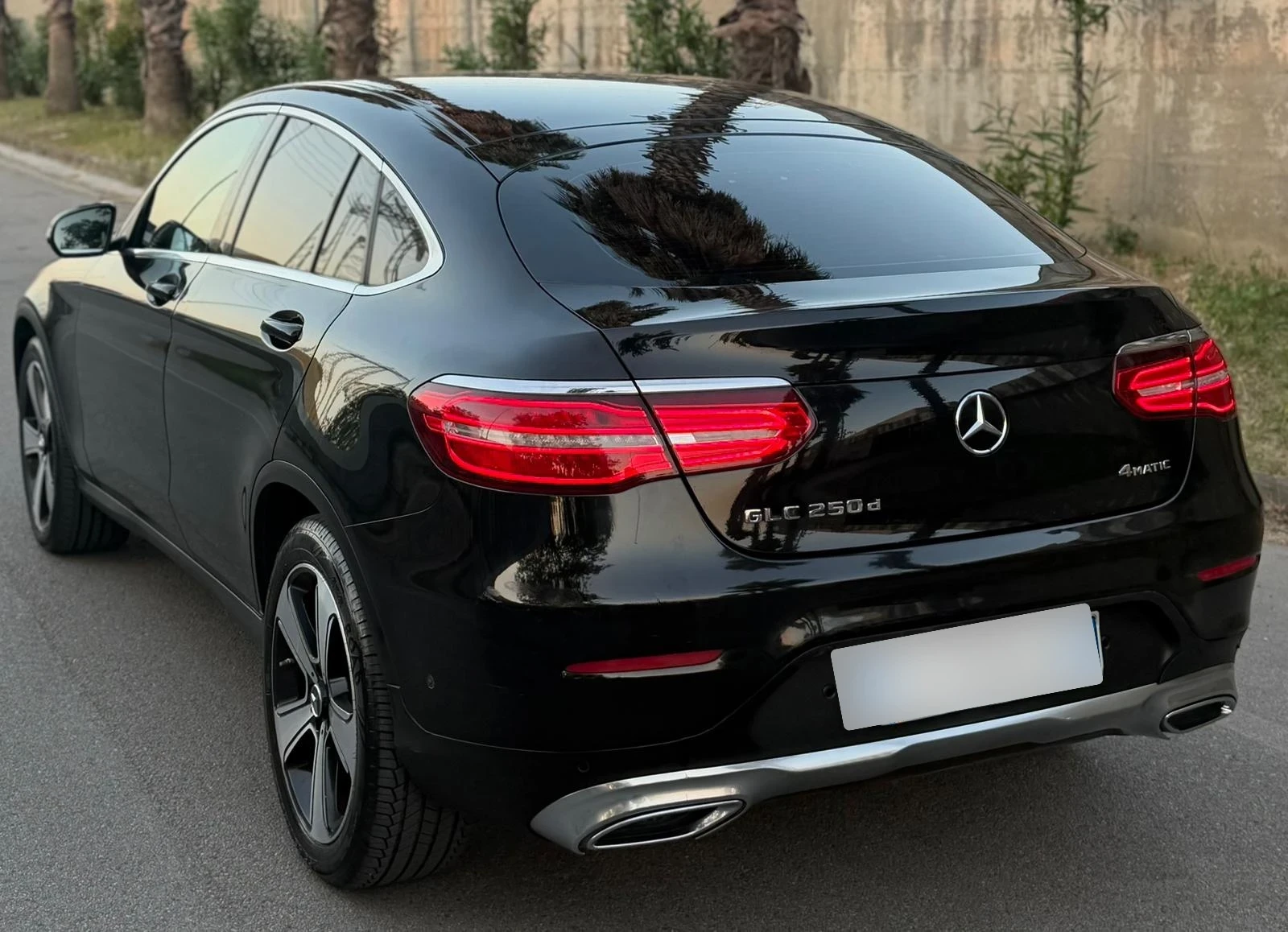 Mercedes-Benz GLC 250 d 4Matic Coup? Business, снимка 4 - Автомобили и джипове - 55050441