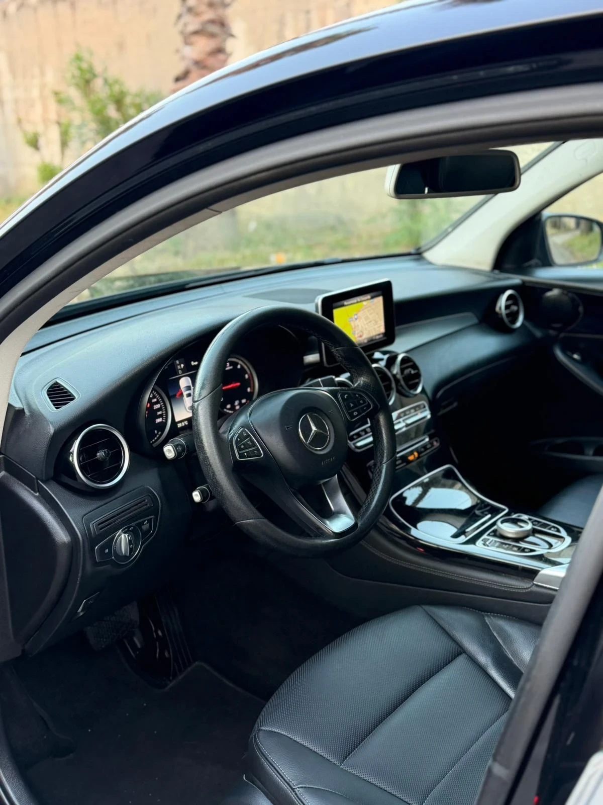 Mercedes-Benz GLC 250 d 4Matic Coup? Business, снимка 8 - Автомобили и джипове - 55050441