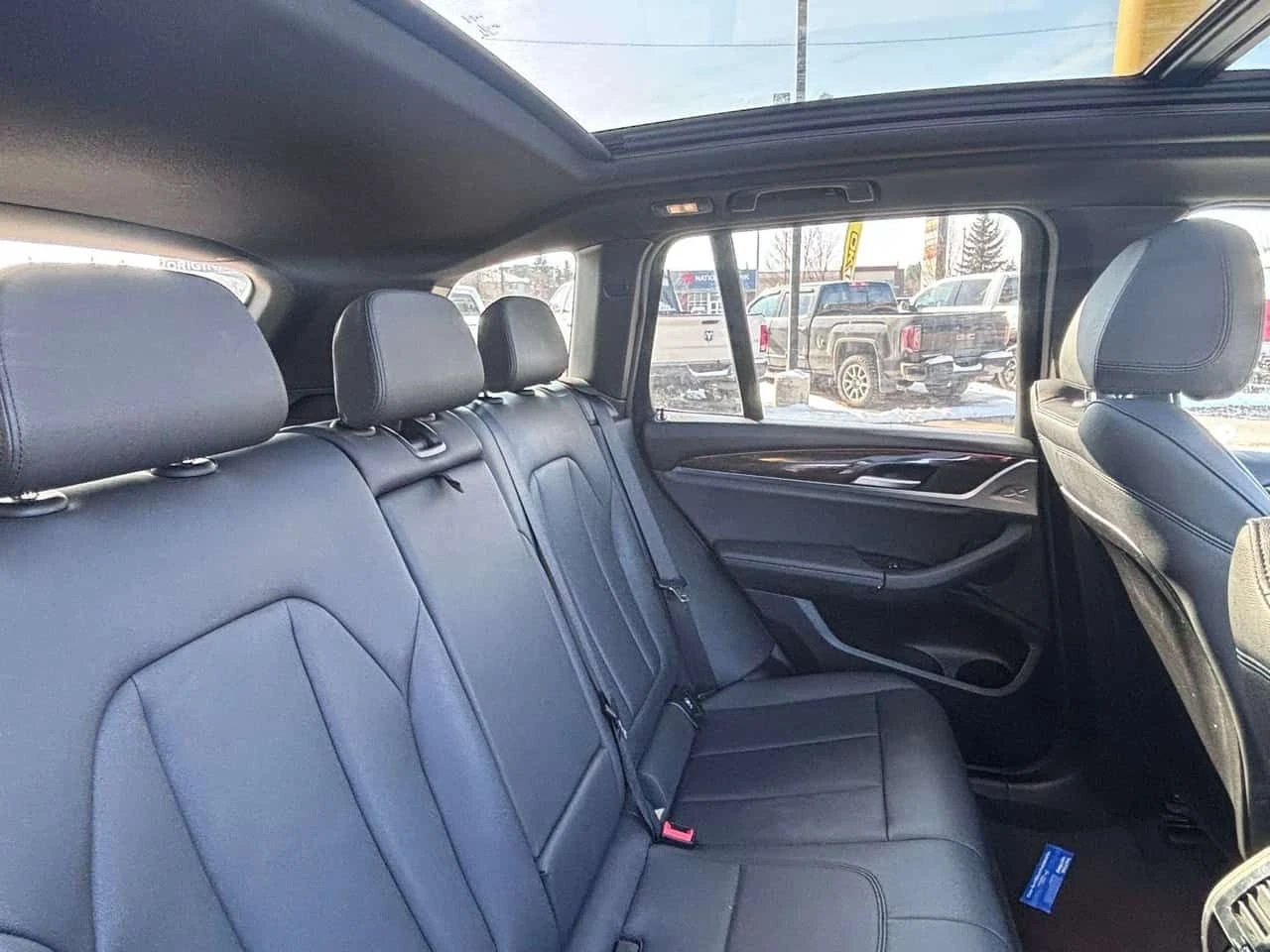 BMW X3 xDrive30i| PANO| ПАМЕТ| ПОДГРЕВИ| CARFAX| , снимка 11 - Автомобили и джипове - 55222834
