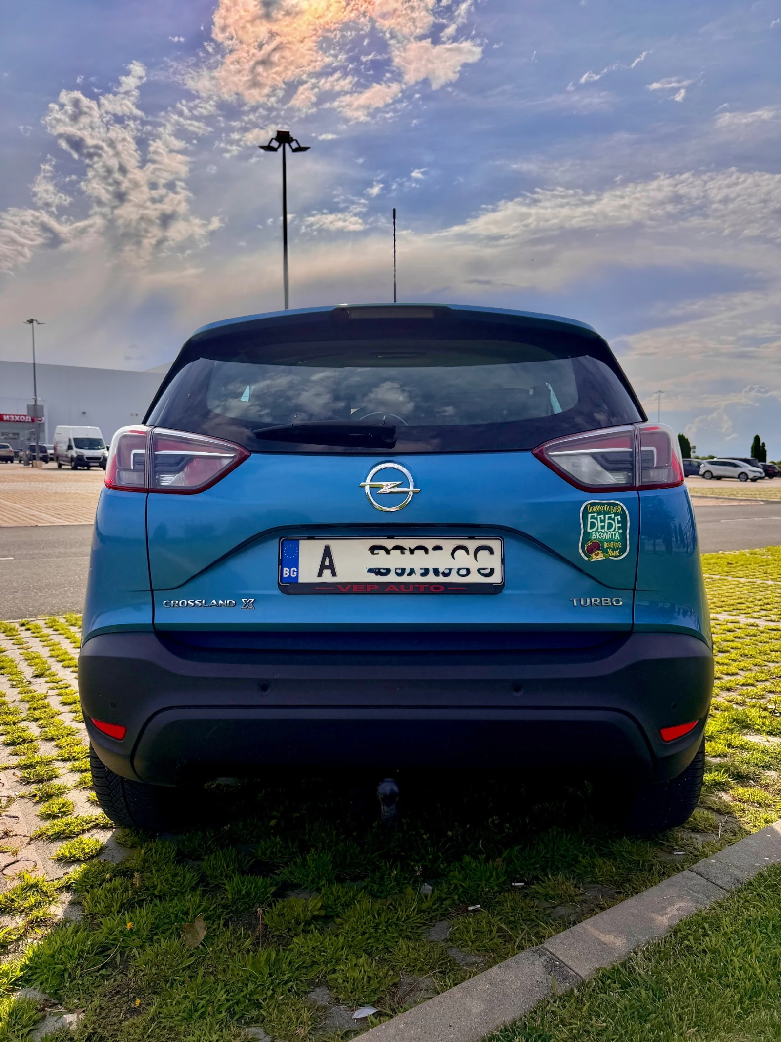 Opel Crossland X 1.2 Turbo , снимка 5 - Автомобили и джипове - 55430070