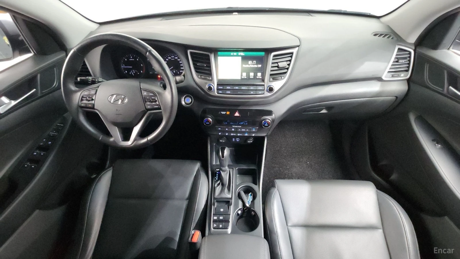 Hyundai Tucson Modern Автокредит Цена до България, снимка 6 - Автомобили и джипове - 55478441