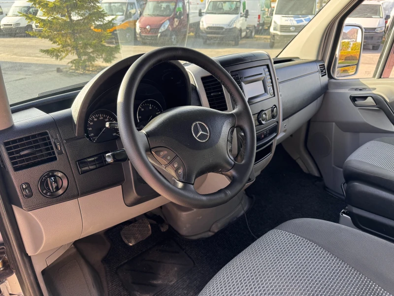 Mercedes-Benz Sprinter 319 CDI Клима Euro 5 L2H2, снимка 10 - Бусове и автобуси - 47745543