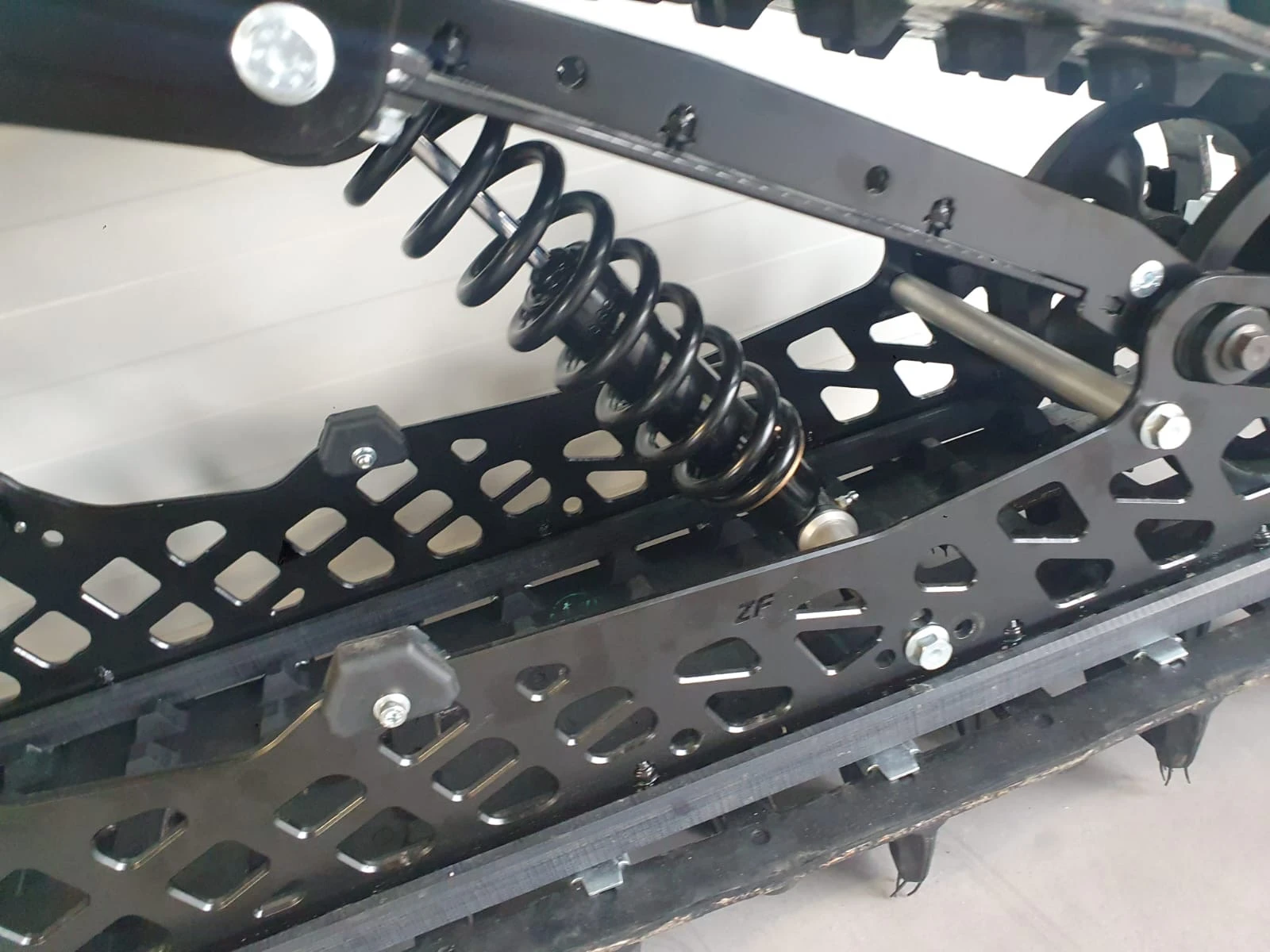 Ski-Doo Summit ZF SNOW BIKE KIT | Mobile.bg � ����������� 3