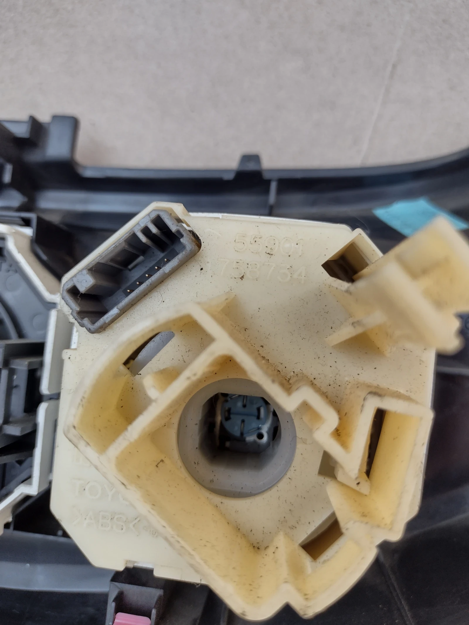 55406-0D490 ���������� �������� Toyota Yaris III  55903 758818   55901 758754 | Mobile.bg � ����������� 6