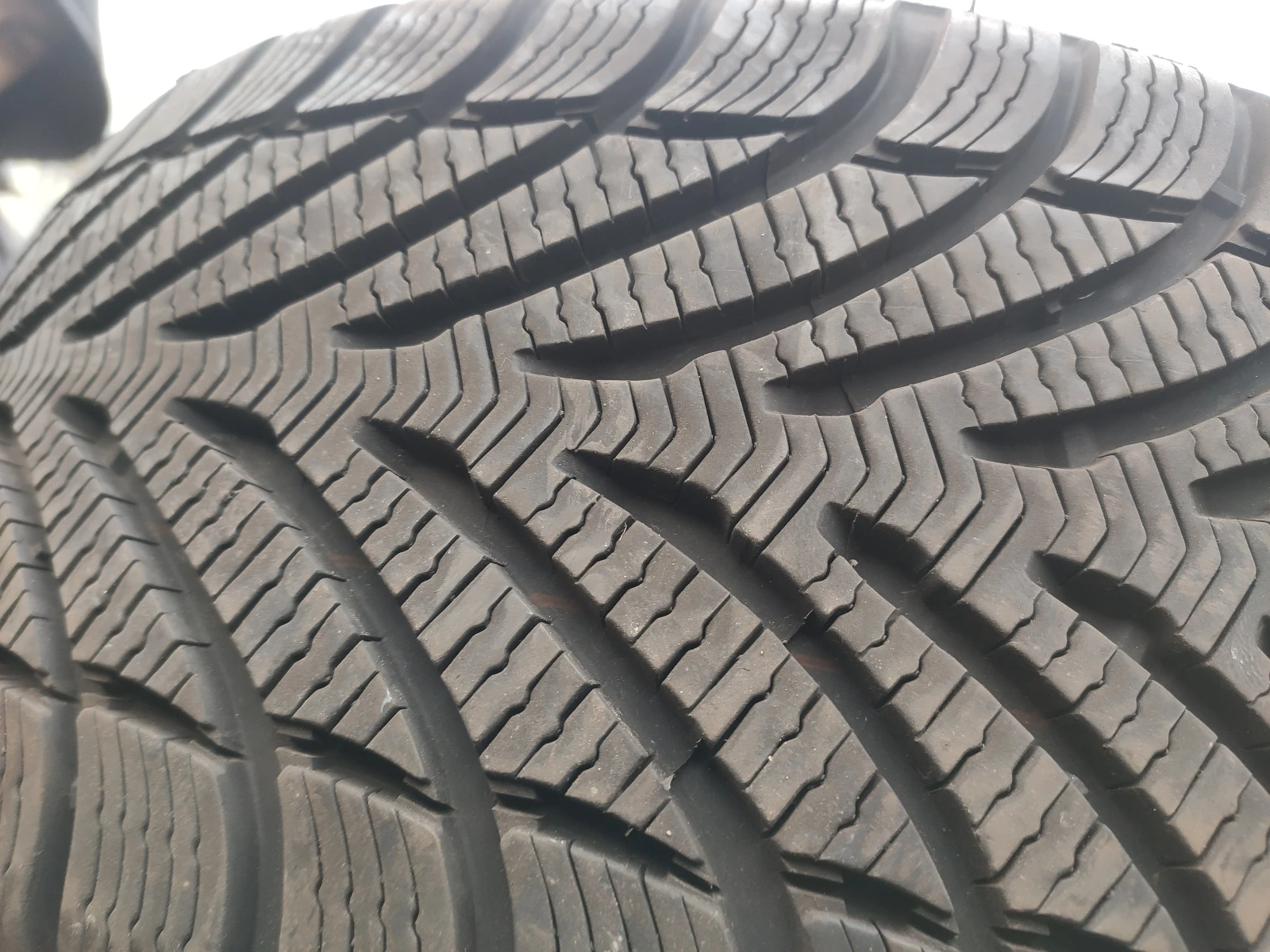  225/40R18 | Mobile.bg   6