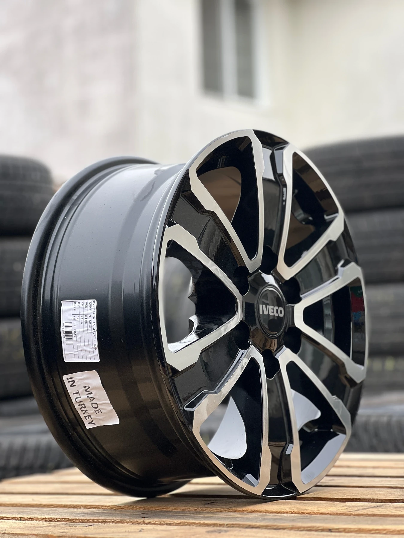 Джанти за Iveco, снимка 3 - Гуми и джанти - 54021277