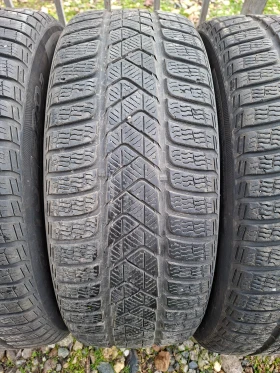 Гуми Зимни 225/55R18, снимка 4 - Гуми и джанти - 52694328