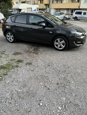 Opel Astra j, снимка 4