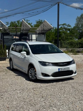  Chrysler Pacifica