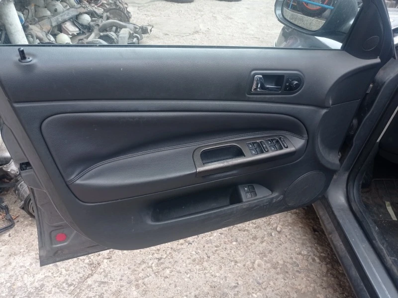 VW Passat 1.9 131 4x4 кожа, снимка 6 - Автомобили и джипове - 46668233