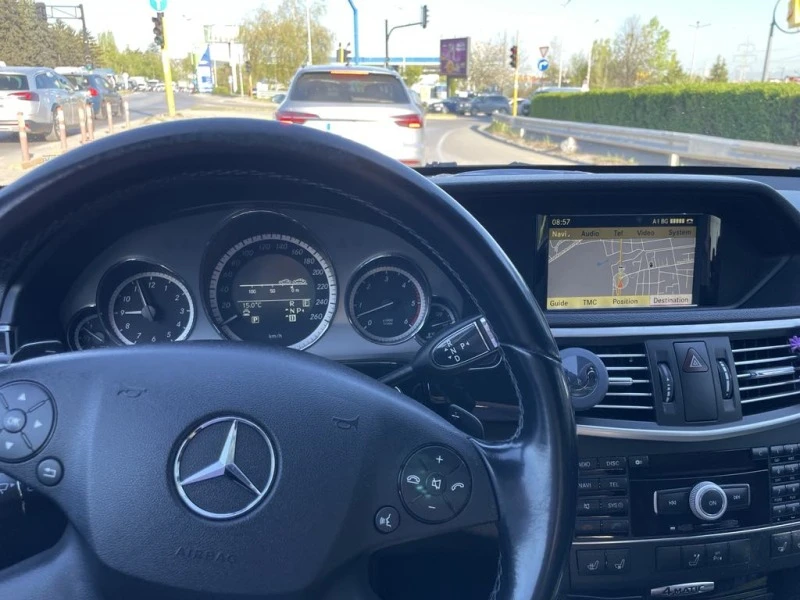 Mercedes-Benz E 350, снимка 13 - Автомобили и джипове - 46806807