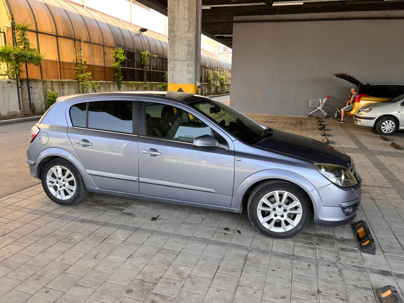 Opel Astra Opel Astra 1.6 Газ/Бензин, снимка 2 - Автомобили и джипове - 46255347