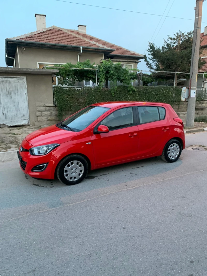 Hyundai I20, снимка 3 - Автомобили и джипове - 46903372