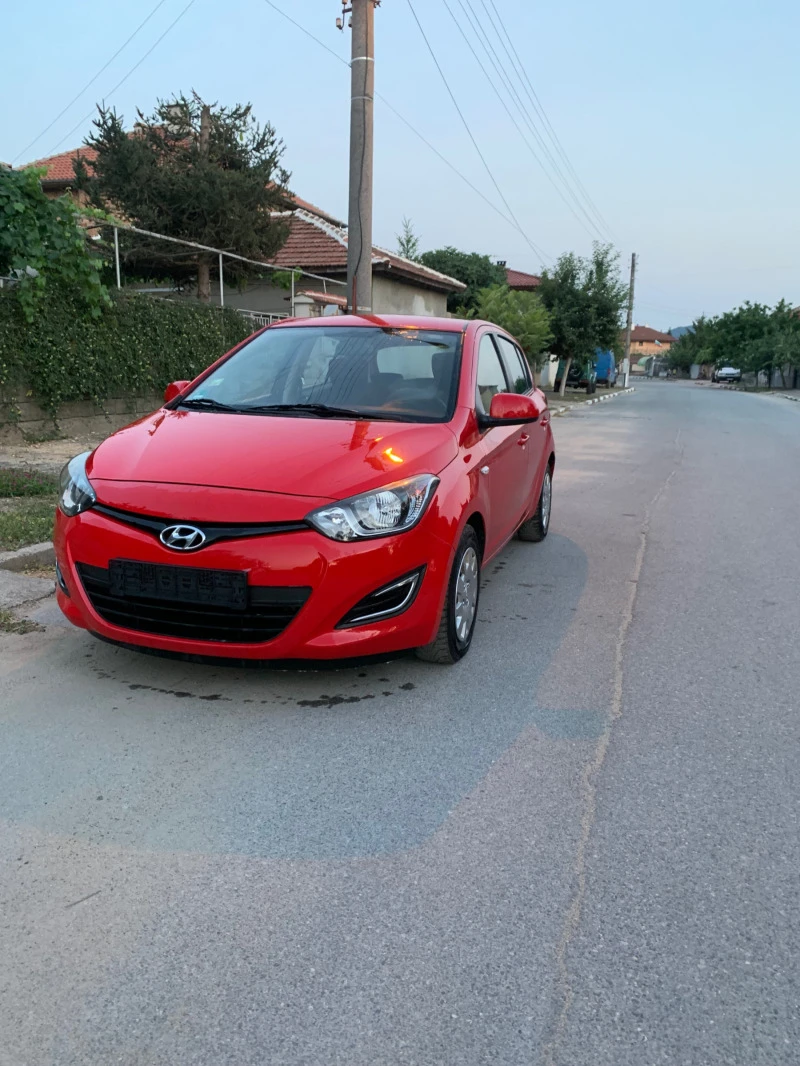 Hyundai I20, снимка 2 - Автомобили и джипове - 46903372