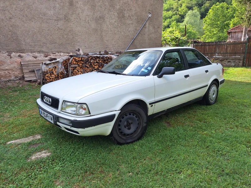 Audi 80 Седан, снимка 1 - Автомобили и джипове - 47094548