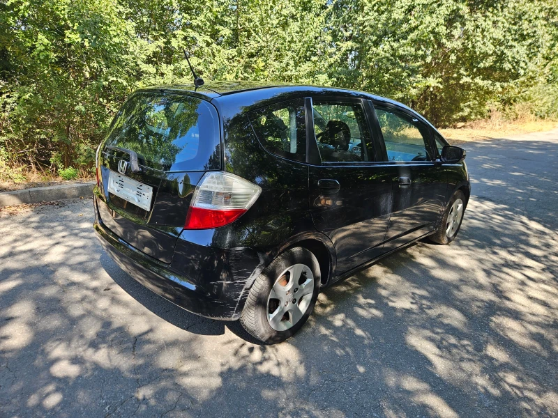 Honda Jazz, снимка 6 - Автомобили и джипове - 47381807