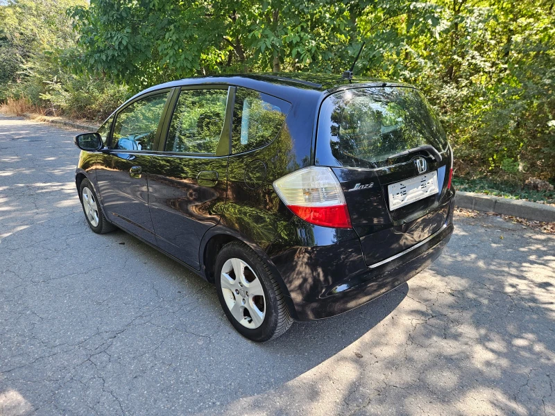 Honda Jazz, снимка 4 - Автомобили и джипове - 47381807