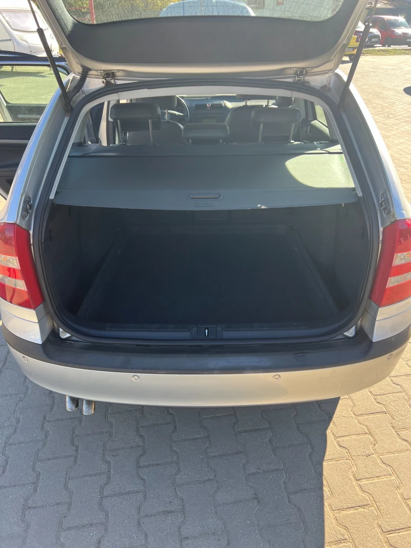 Skoda Octavia 2.0 TDI BMM, снимка 14 - Автомобили и джипове - 47682611