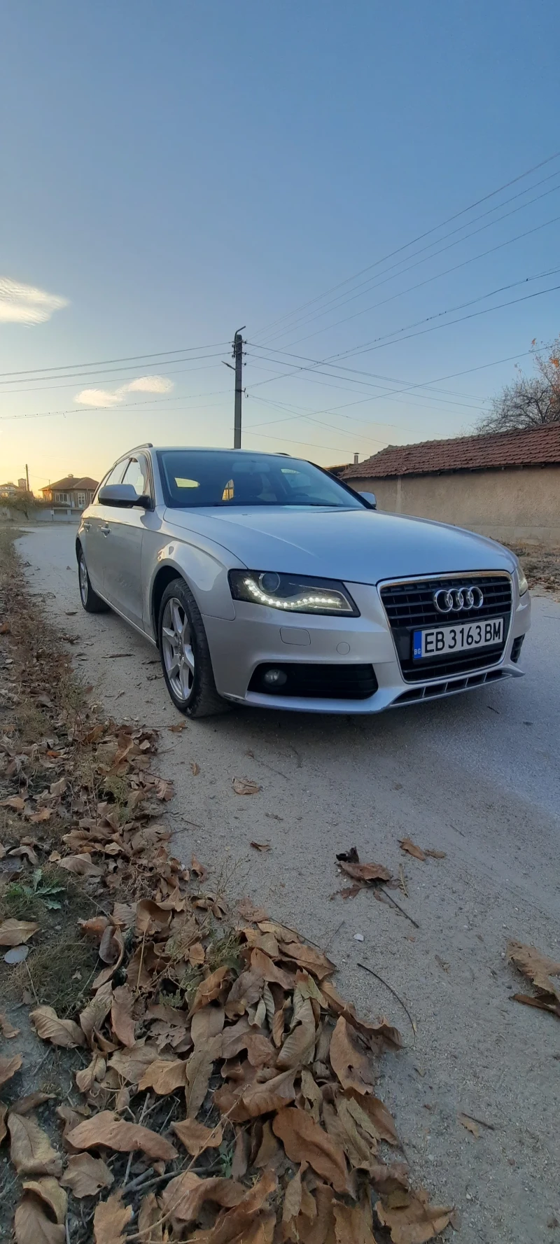 Audi A4 Авант, снимка 5 - Автомобили и джипове - 47845579